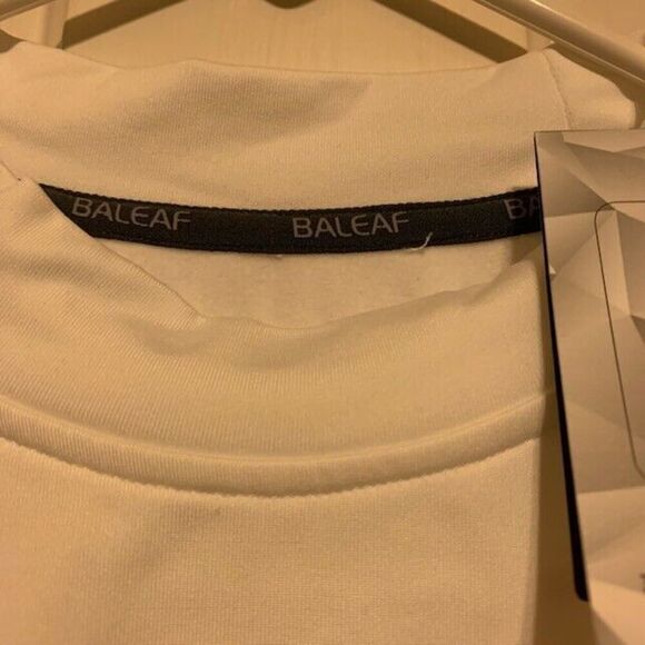 BALEAF SIZE SMALL LONG SLEEVED ATHLETIC/WORKOUT SHIRT NWT - Picture 3 of 6